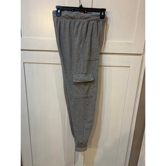 No Boundaries Women’s Cargo Sweatpants Size S (3-5) Gray Ankle Cuff Joggers - Picture 4 of 5